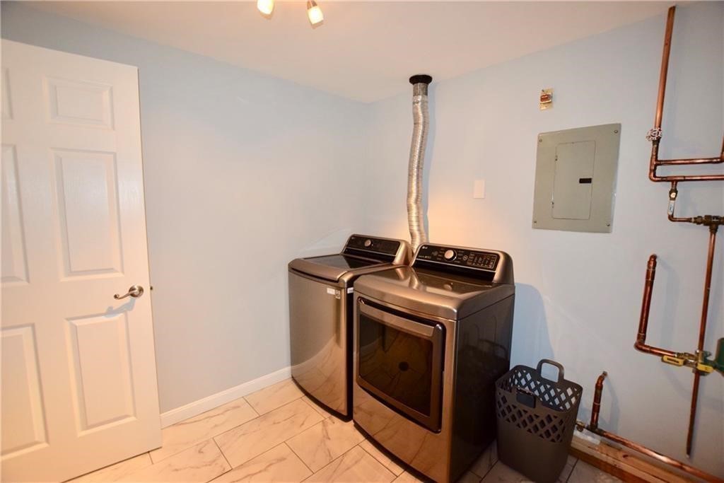 66 Girard Avenue 309