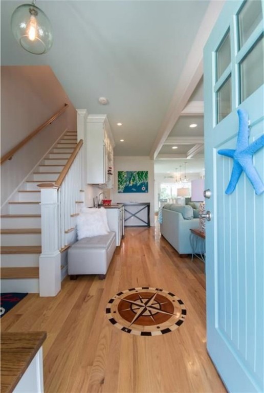 10 Julia Court