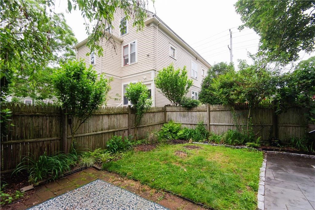 12 Maitland Court