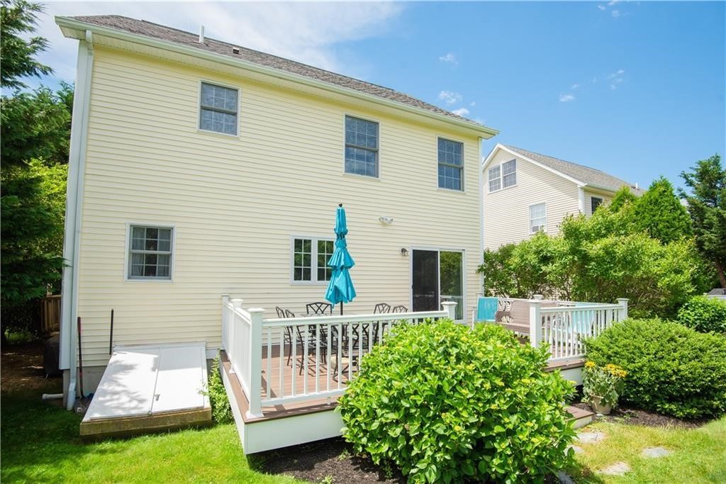 663 Aquidneck Avenue
