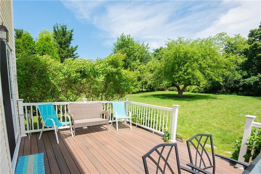 663 Aquidneck Avenue