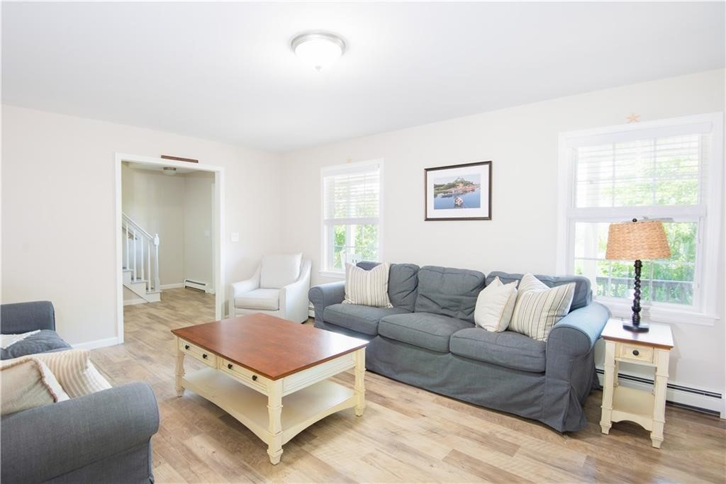 663 Aquidneck Avenue