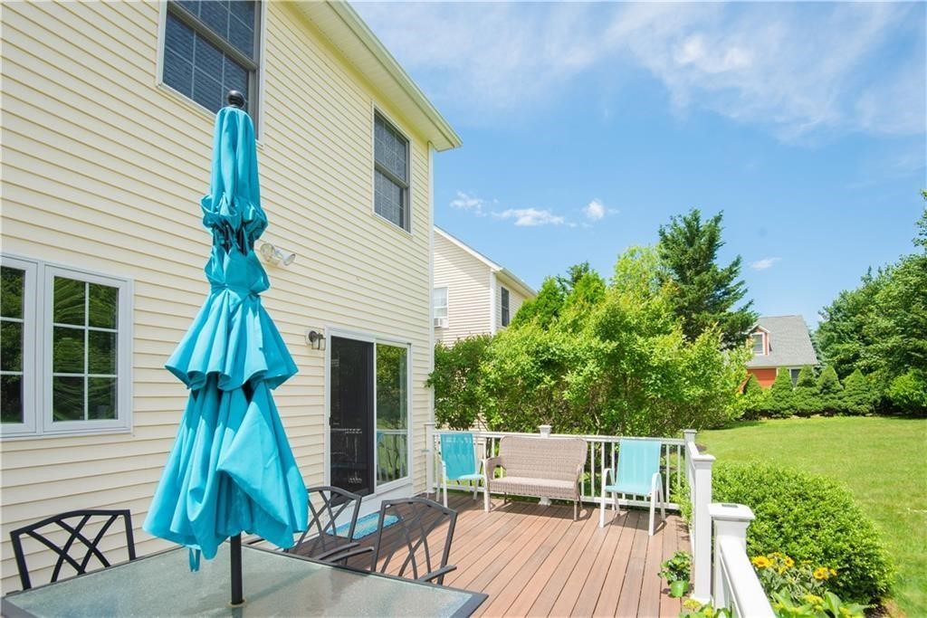 663 Aquidneck Avenue