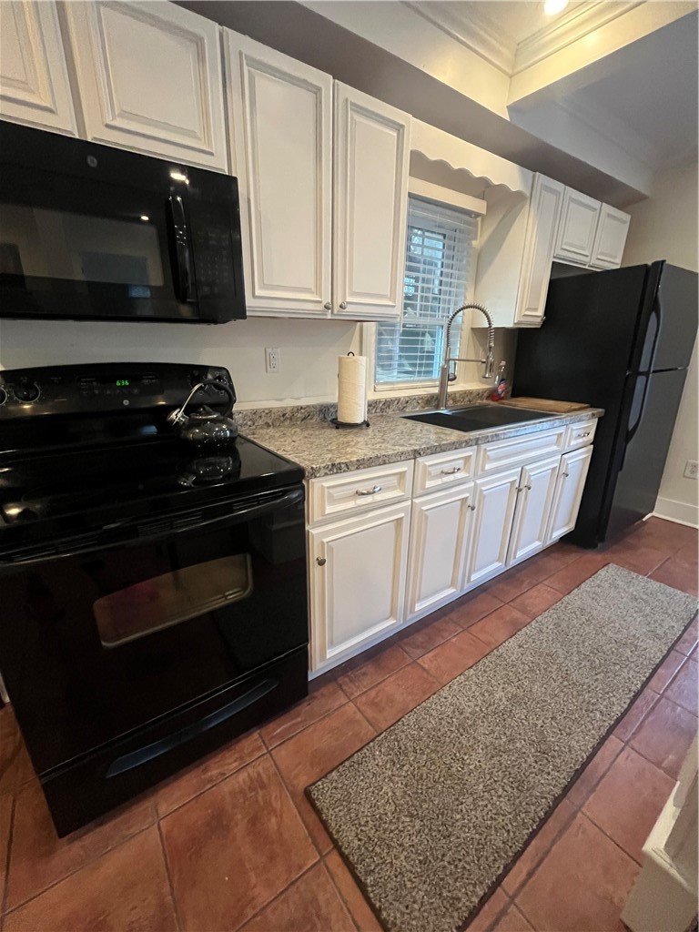 554 East Main Road