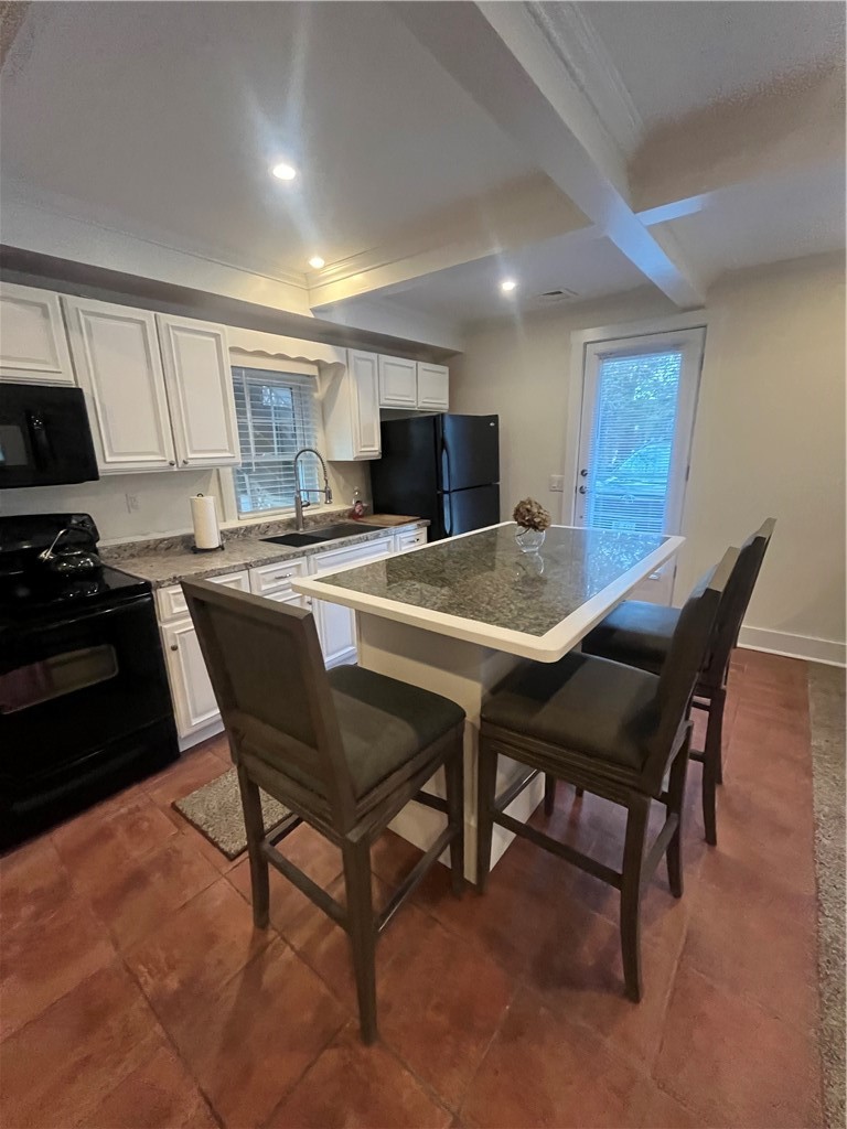 554 East Main Road
