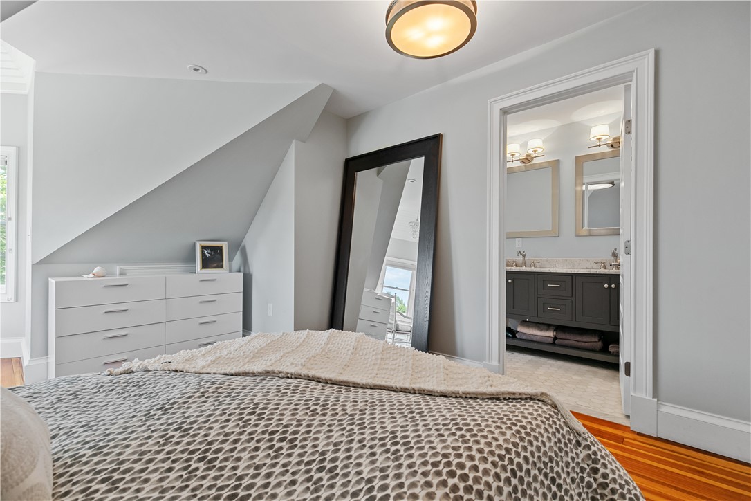 567 Bristol Ferry Road 3