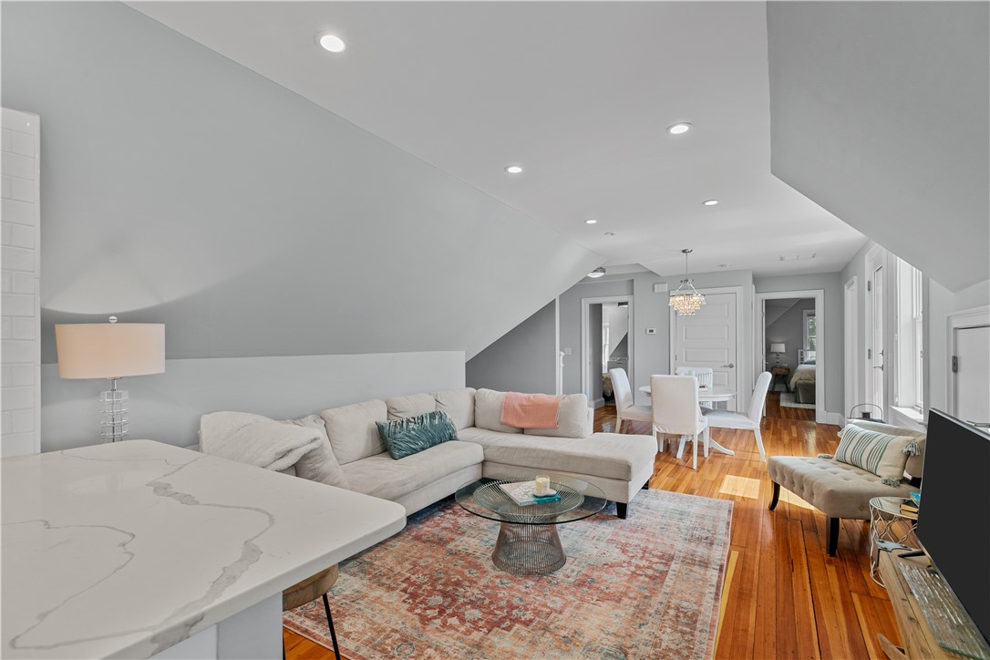 567 Bristol Ferry Road 3