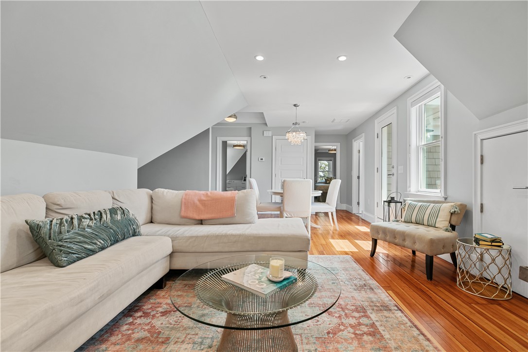 567 Bristol Ferry Road 3