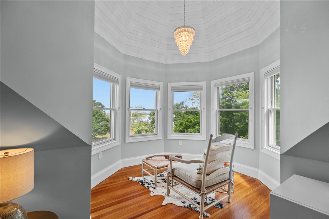567 Bristol Ferry Road 3