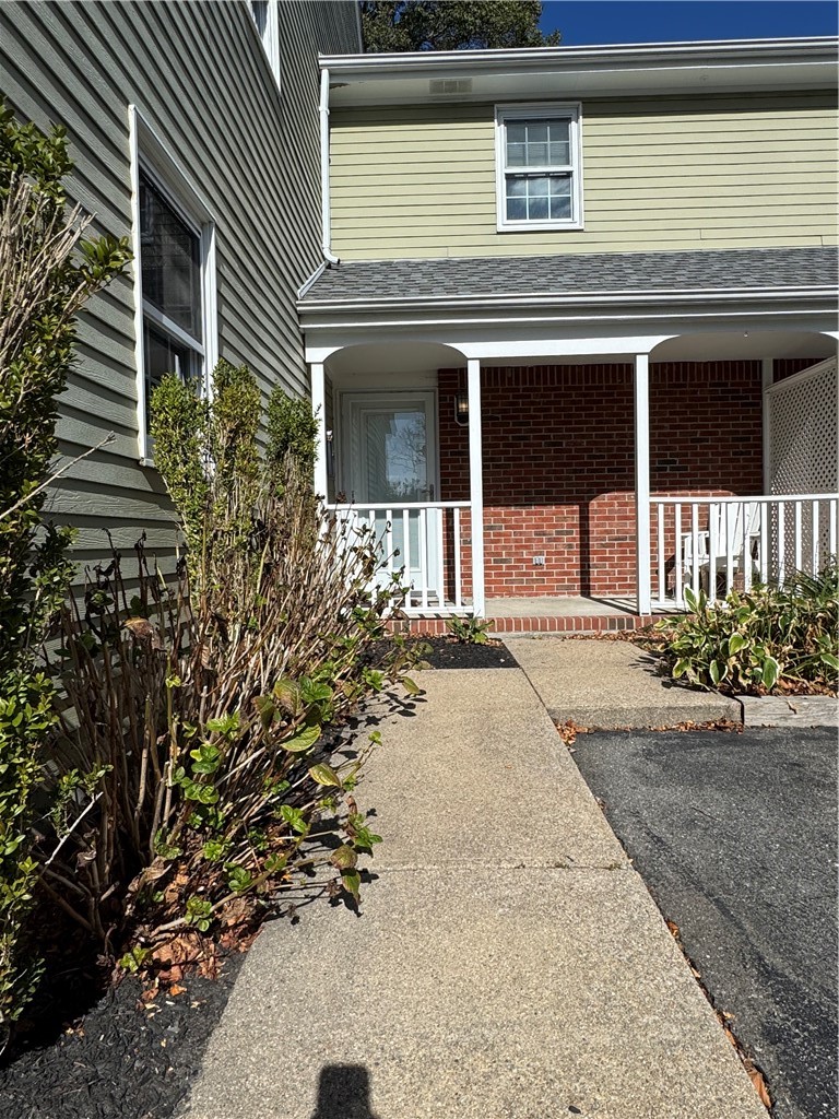 62 Memorial Boulevard