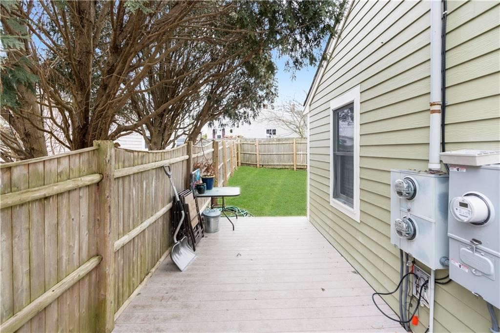393 Aquidneck Avenue
