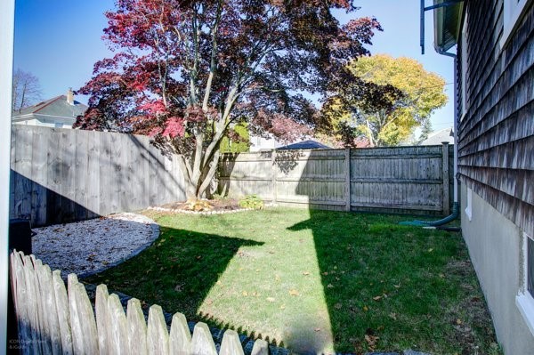 27 Vaughan Avenue