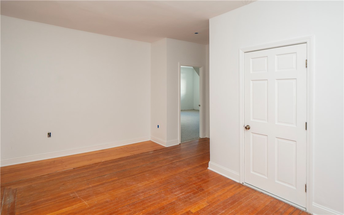 8 Pleasant Street 1