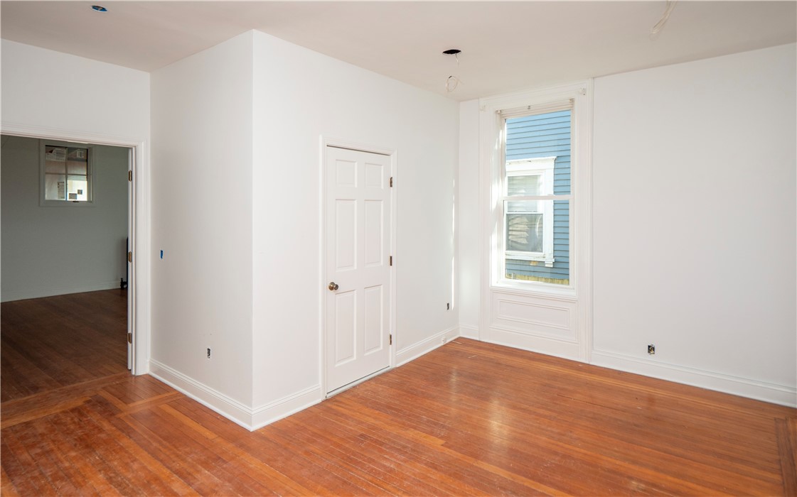 8 Pleasant Street 1