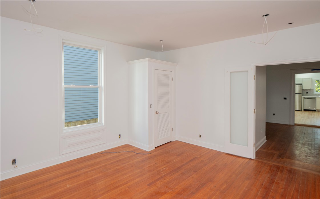 8 Pleasant Street 1