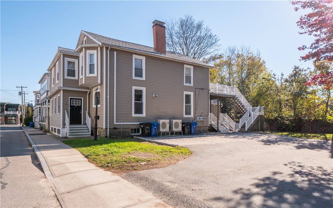 8 Pleasant Street 1