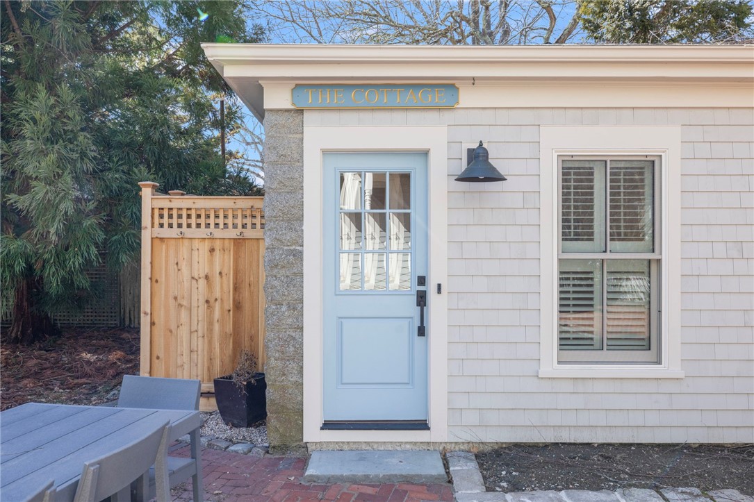 89 Gibbs Avenue