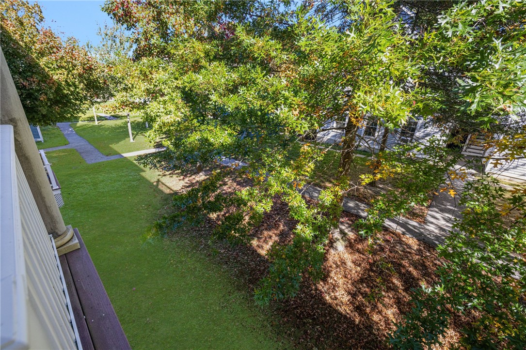 231 Maple Avenue 204