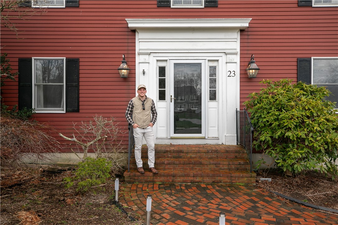 23 West Passage Drive