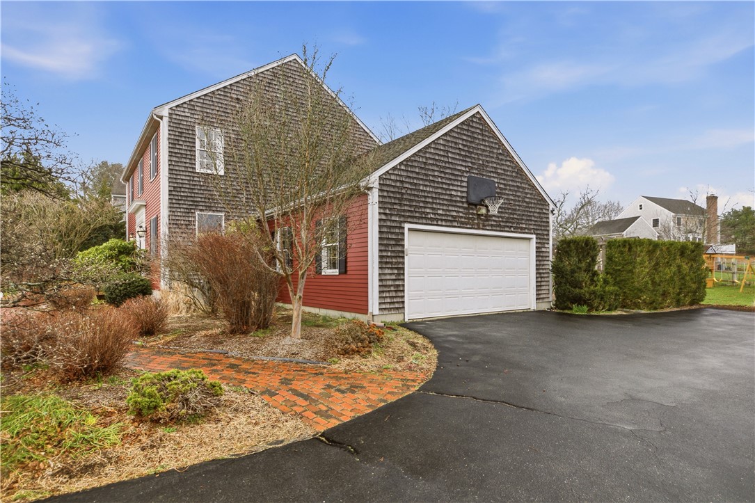 23 West Passage Drive