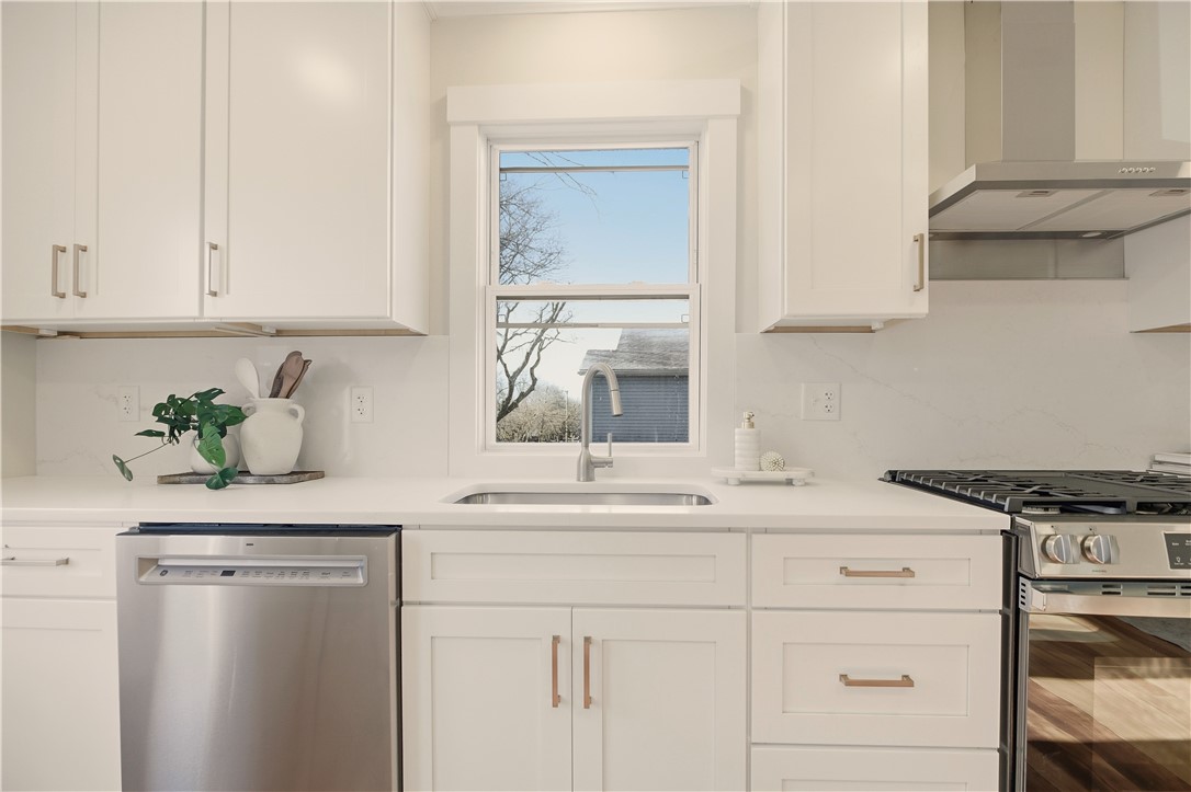 85 Bayview Avenue 2