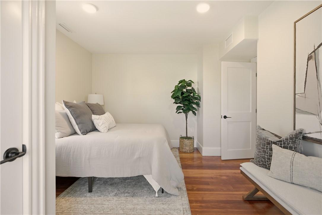 85 Bayview Avenue 2