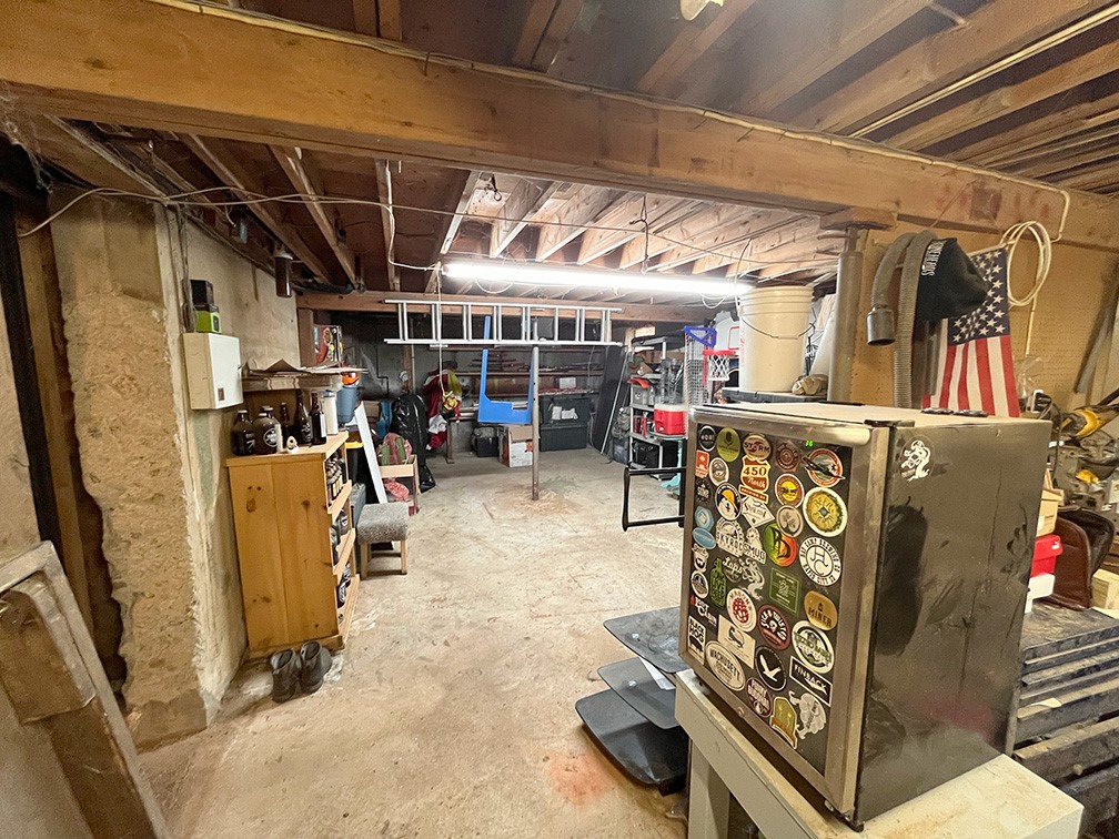 27 Club House Road