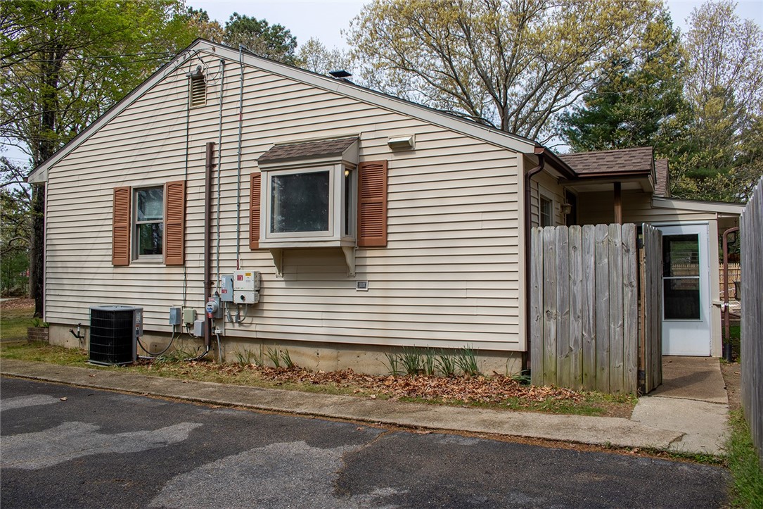 27 Club House Road