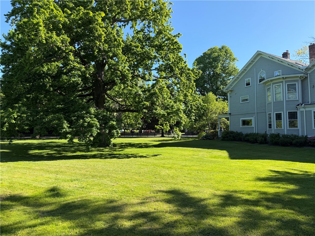 141 Narragansett Avenue 2B