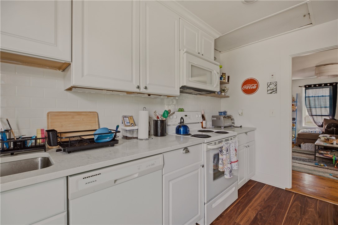 13 Hall Avenue B