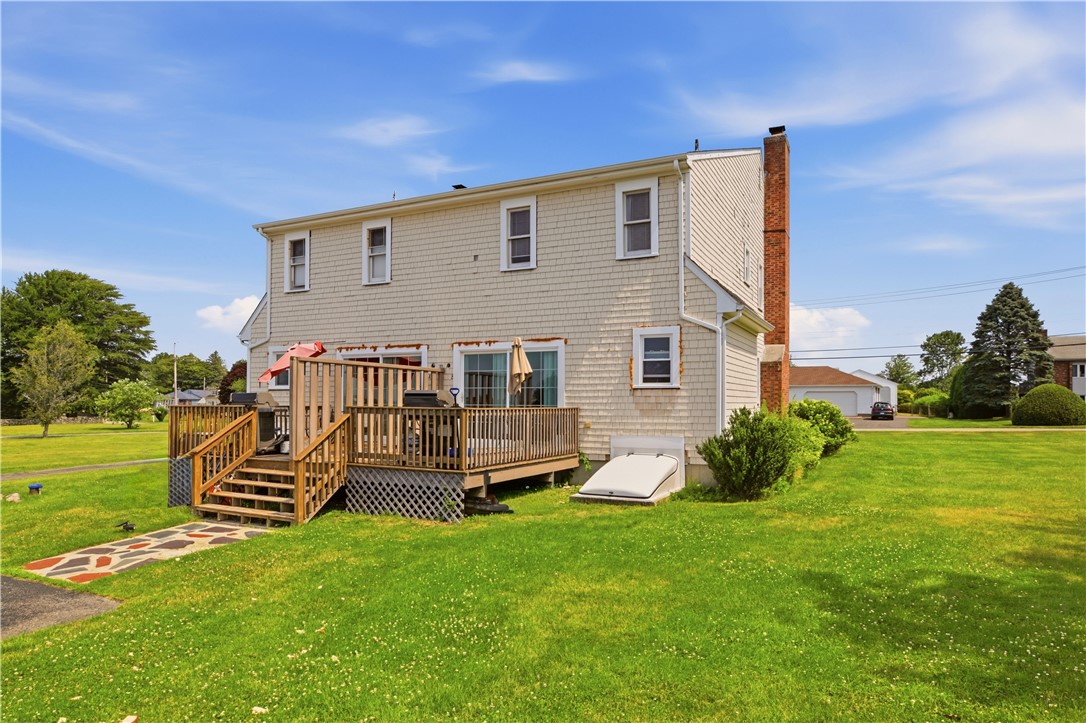 224 Oliphant Lane B