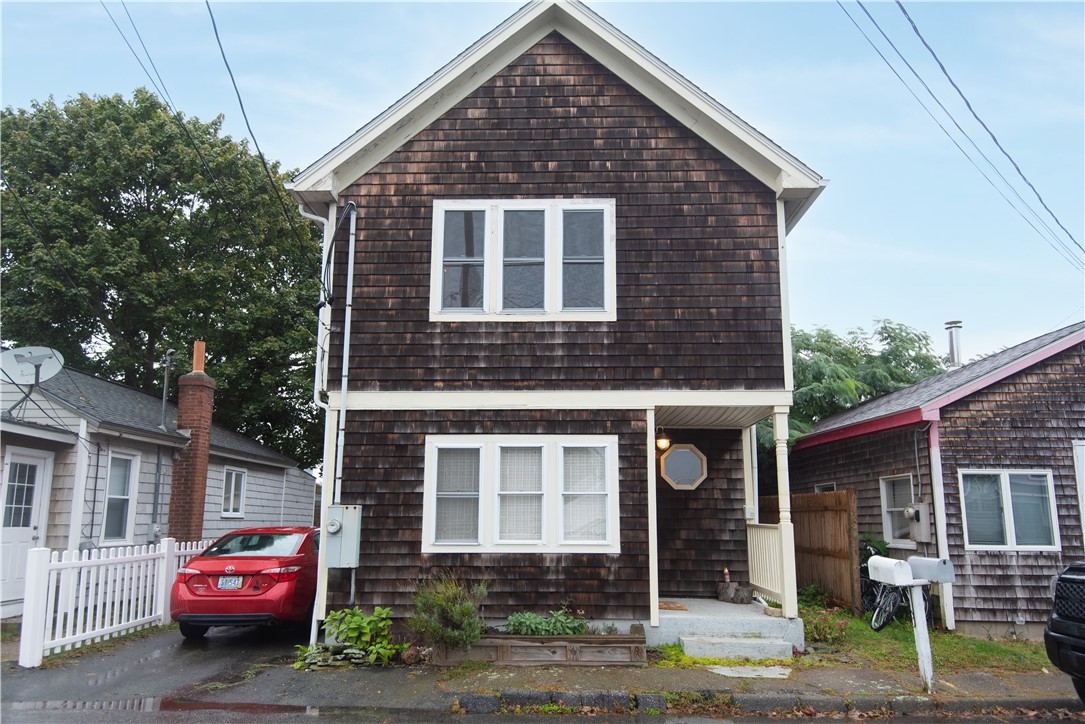13 Island Avenue