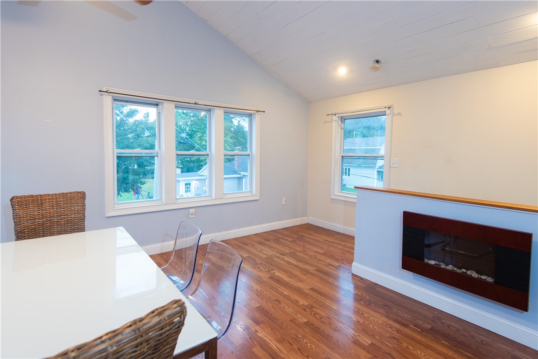 13 Island Avenue