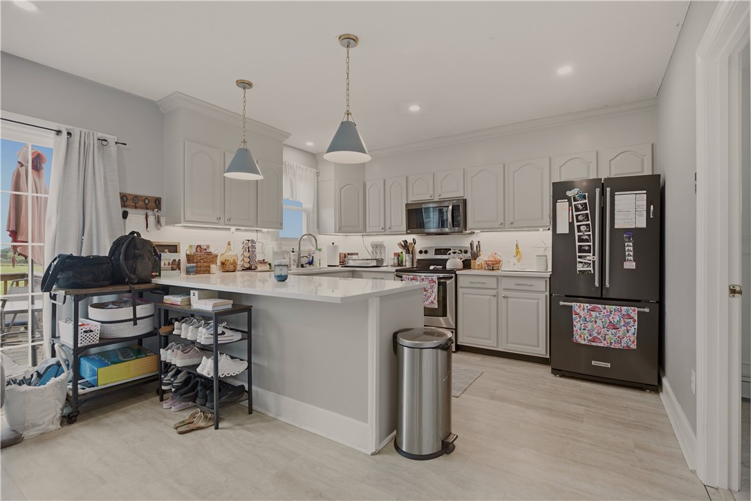 223 Oliphant Lane A