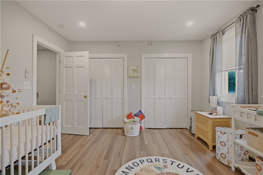 223 Oliphant Lane A