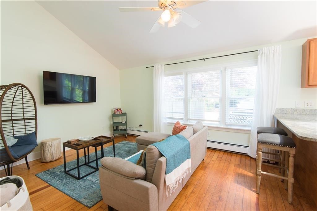 393 Aquidneck Avenue