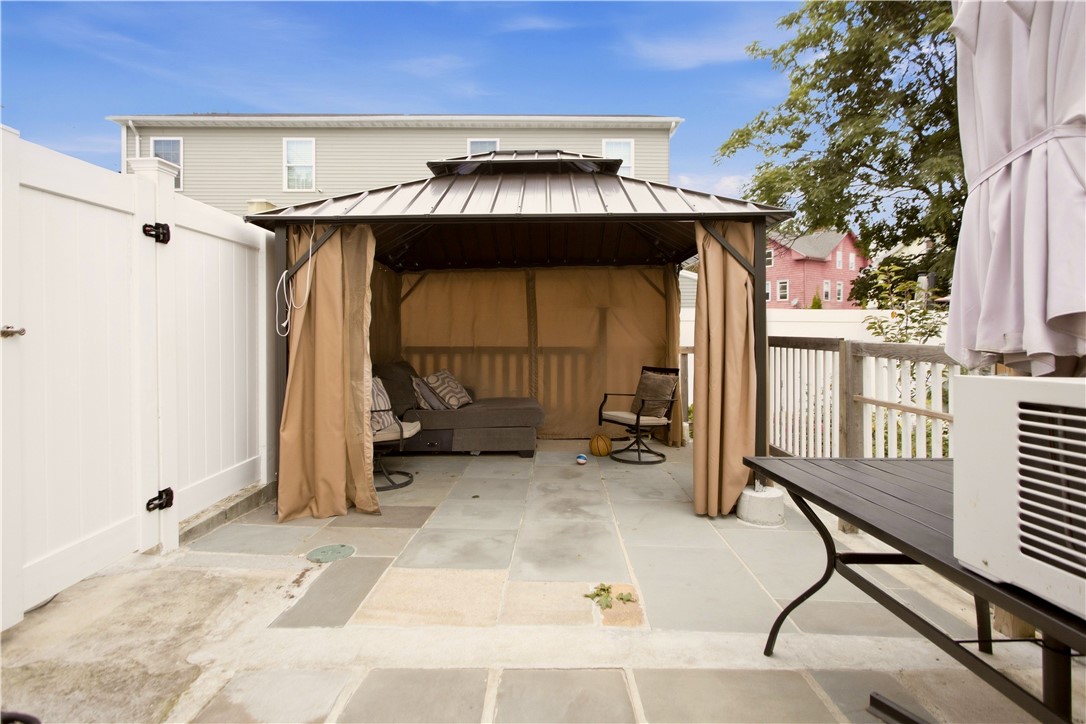 1003 Douglas Avenue