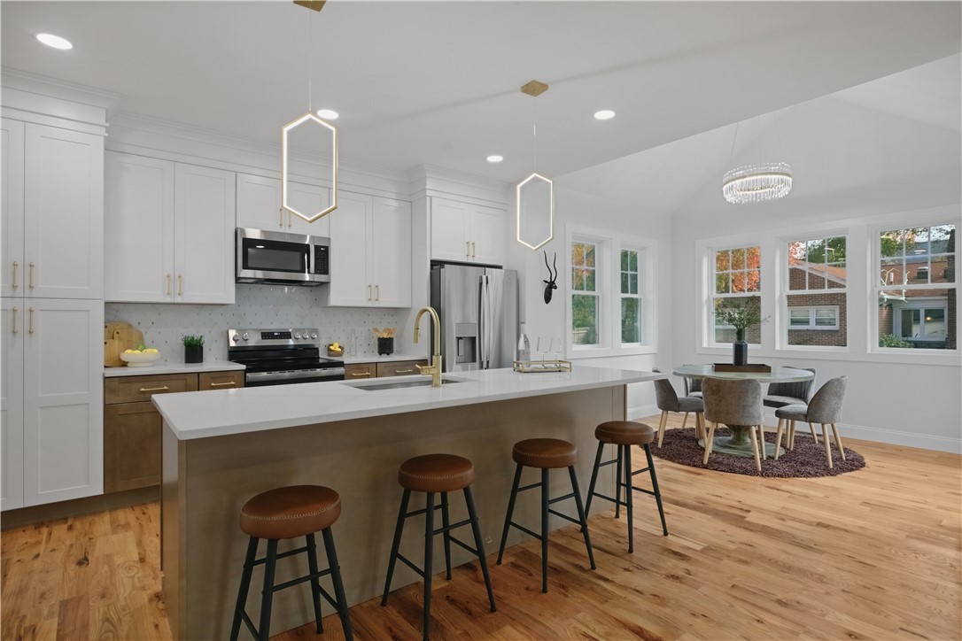 2 Bella Court
