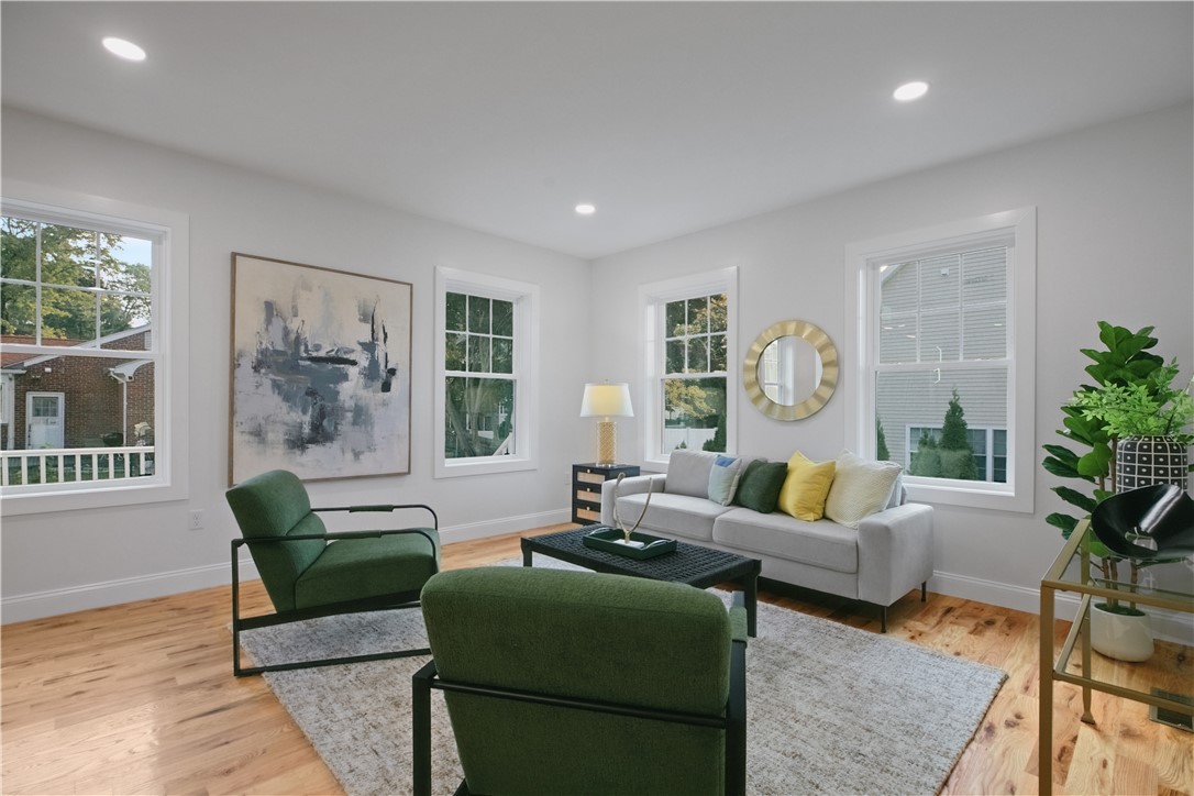 2 Bella Court