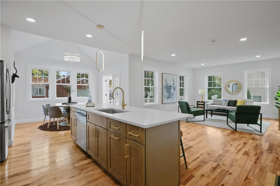 2 Bella Court