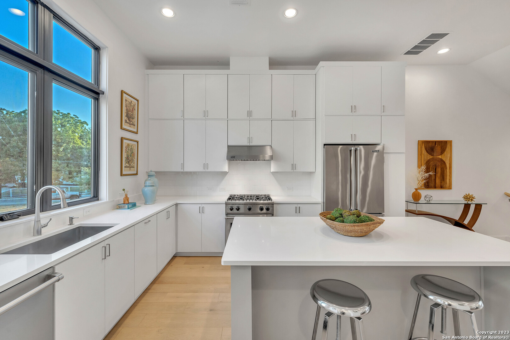 1226 S Presa St Unit: 107