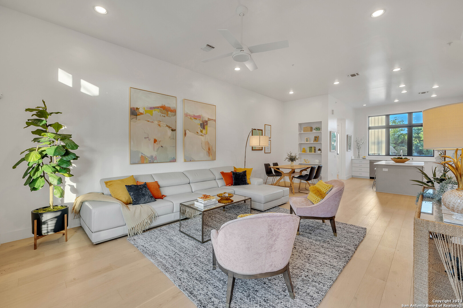 1226 S Presa St Unit: 107