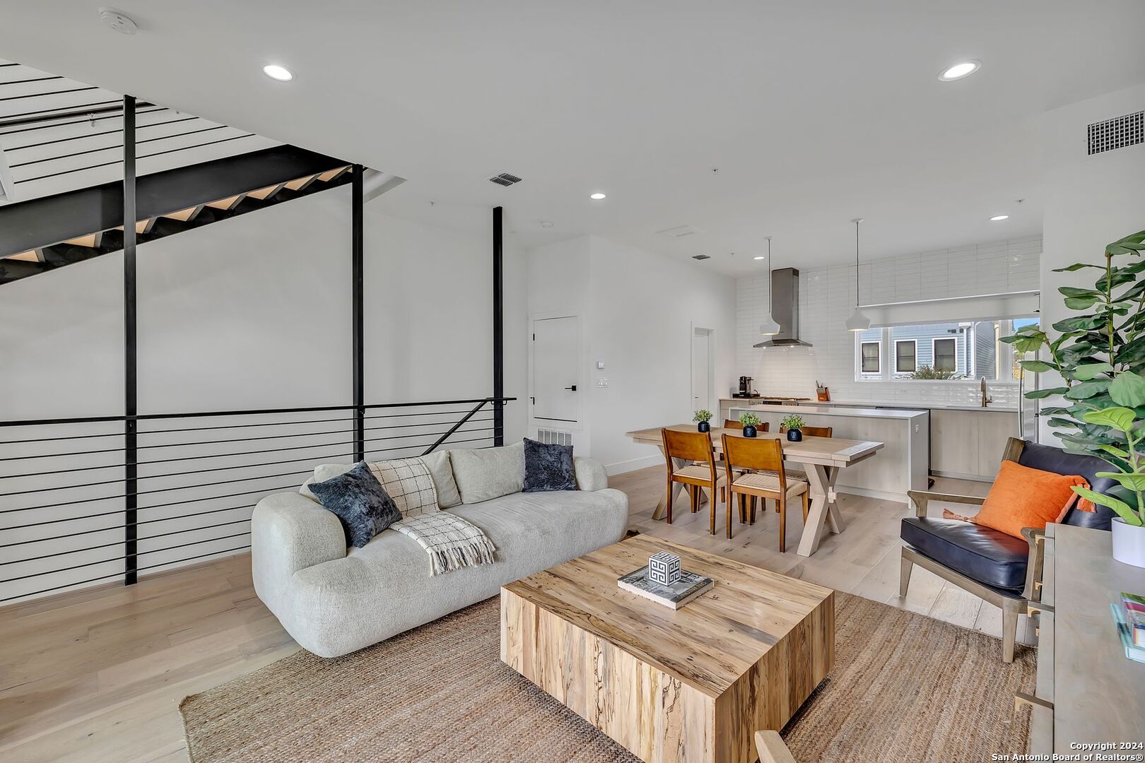 203 PASCHAL ST 106