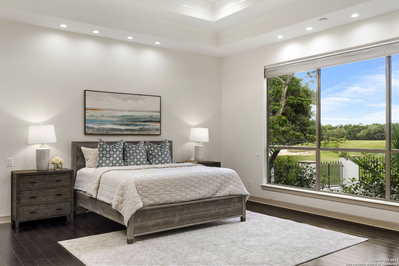 750 LARI DAWN