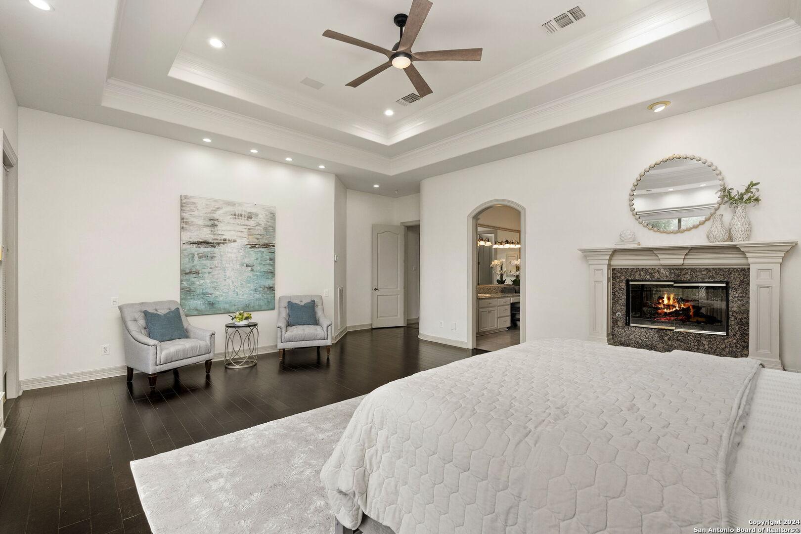 750 LARI DAWN