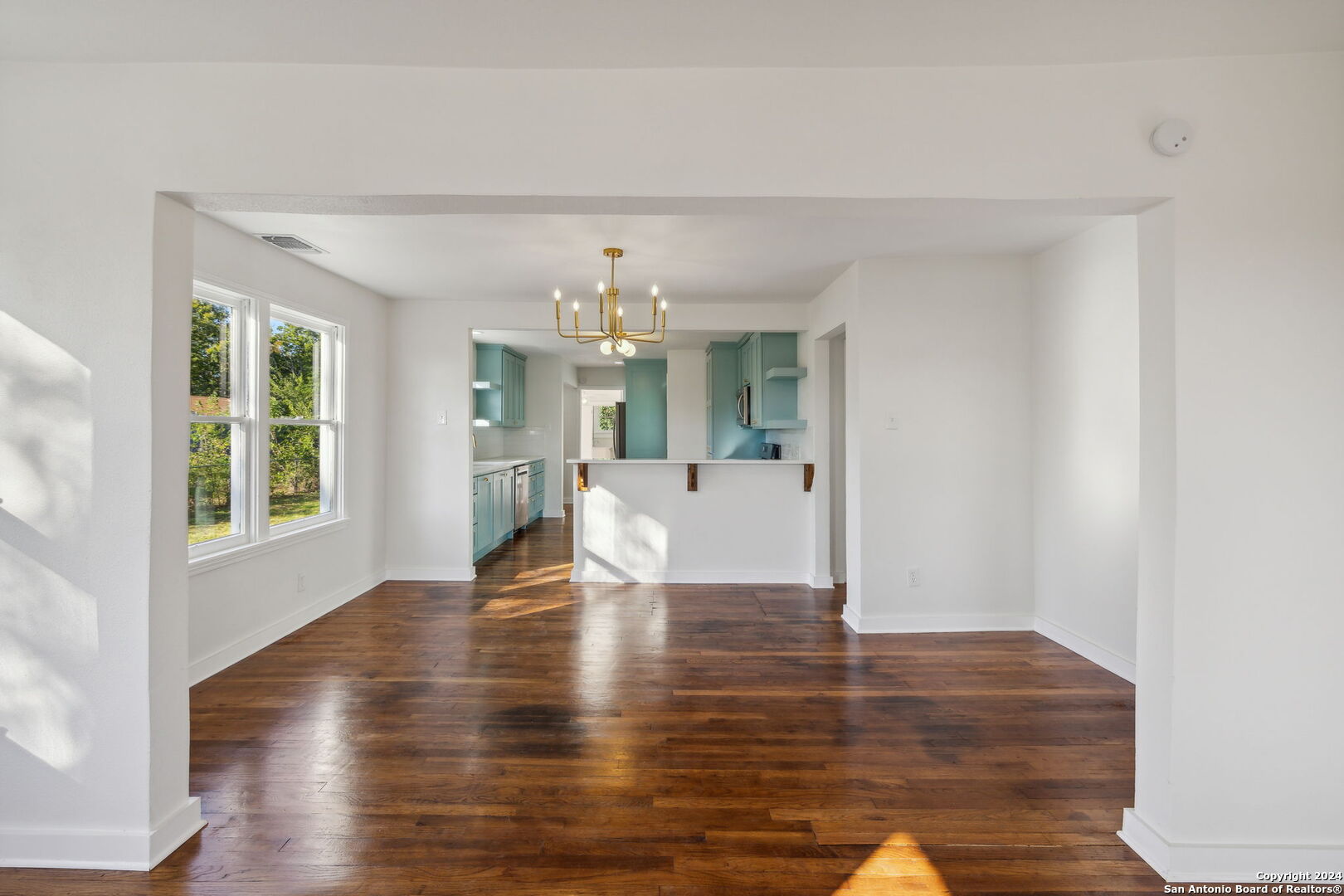 1011 WESTFALL AVE