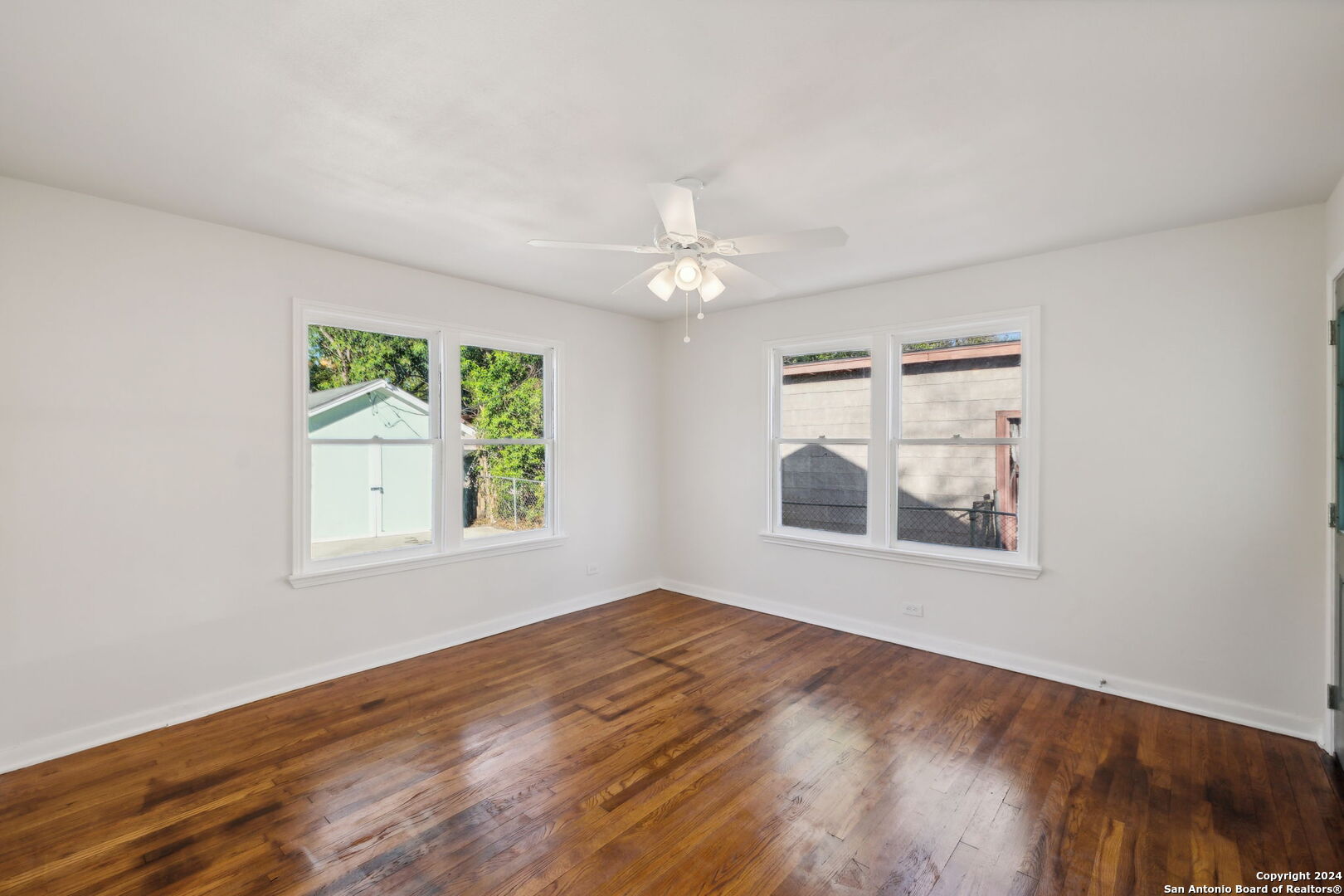 1011 WESTFALL AVE