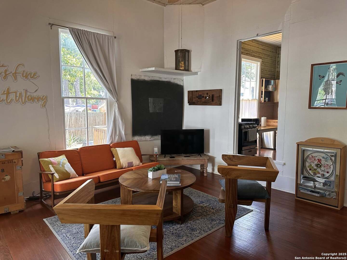 108 San Arturo