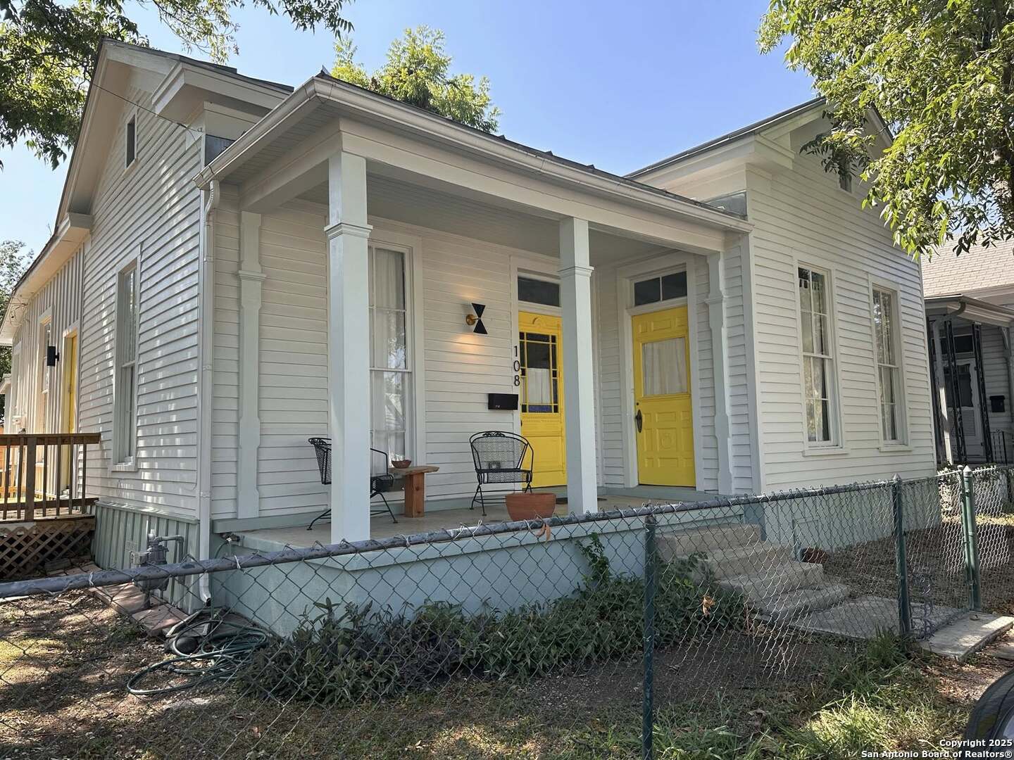 108 San Arturo