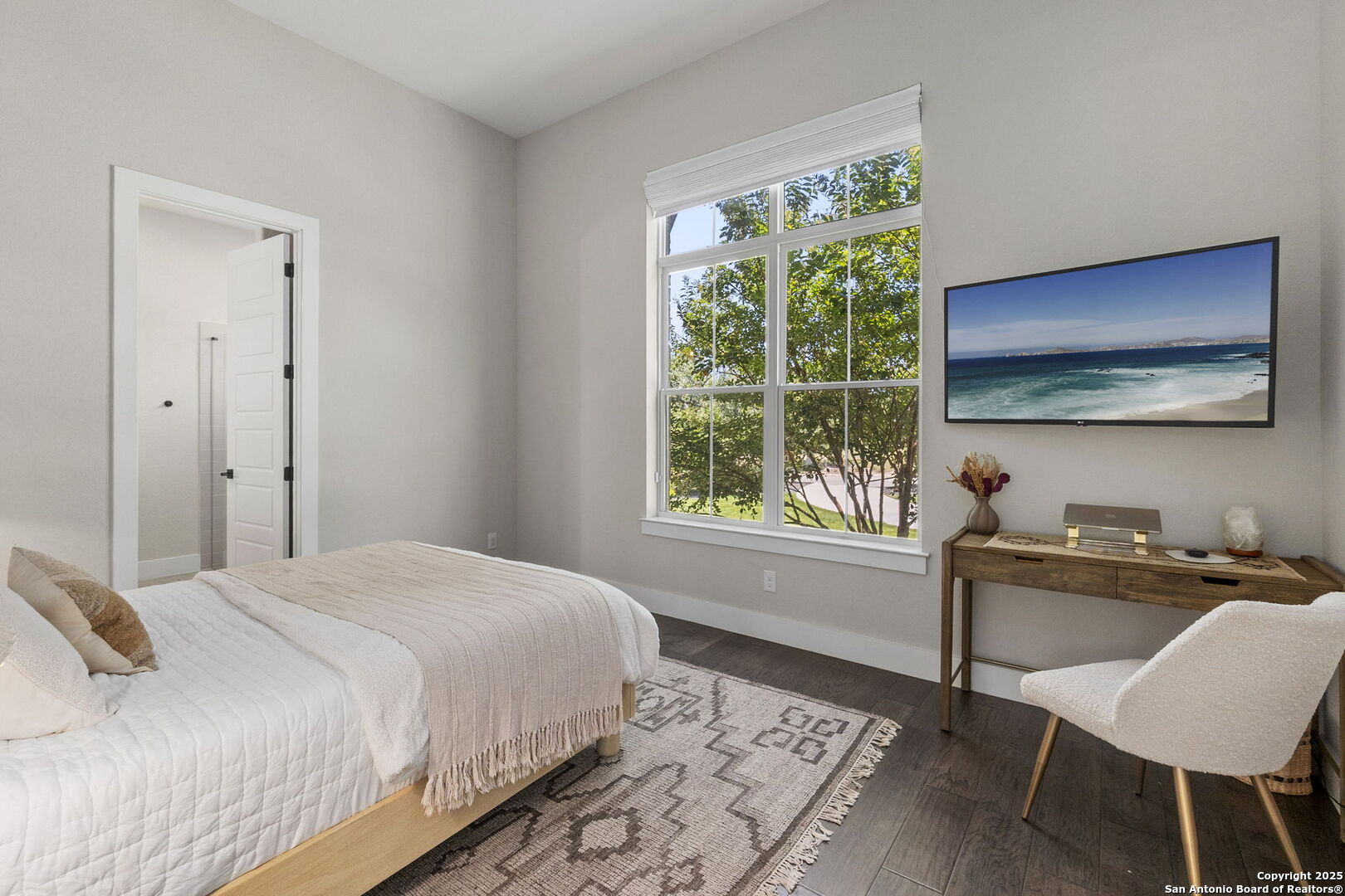 137 Balcones Bend